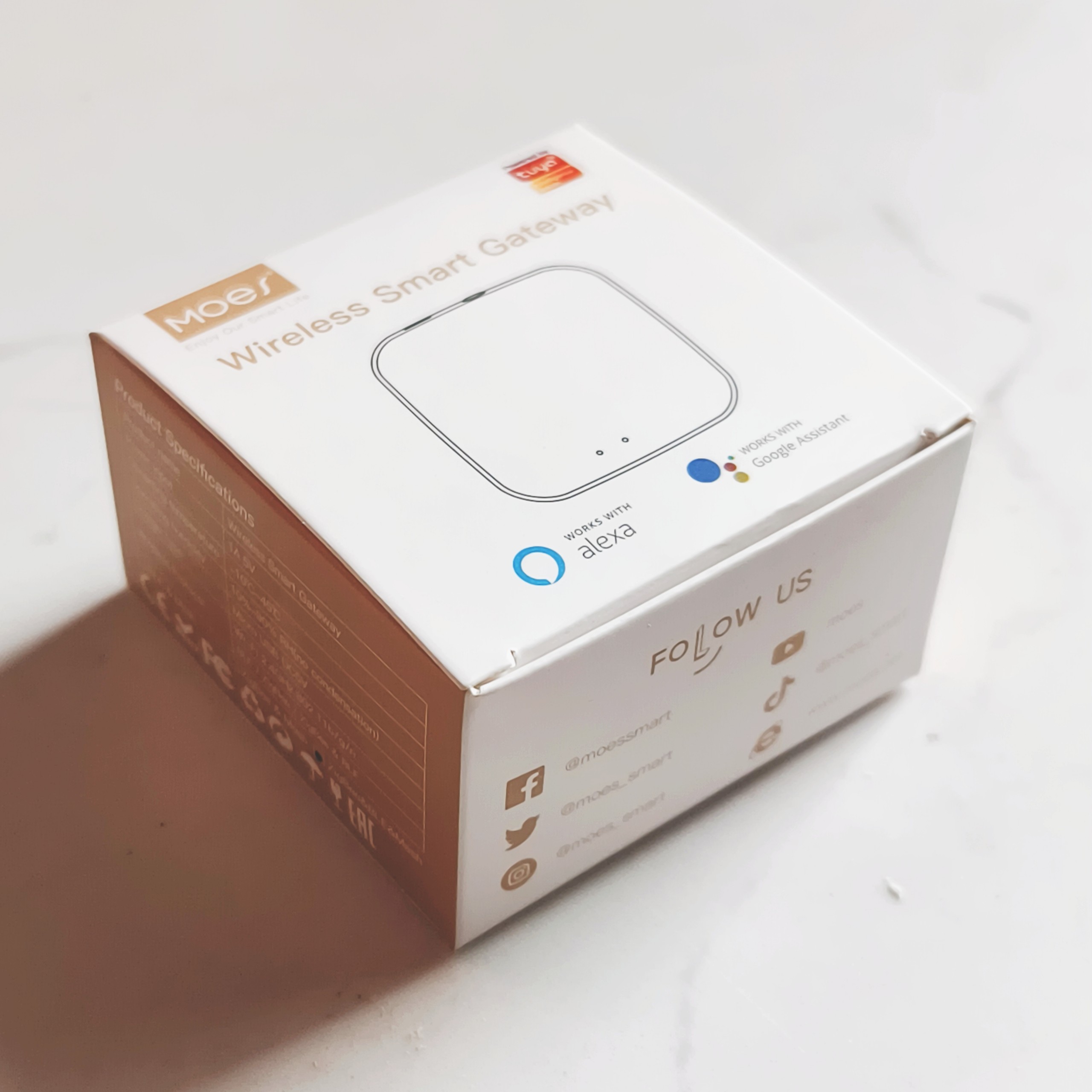 Cục điều khiển trung tâm sóng Zigbee, bluetooth (Hãng Moes - Tuya)