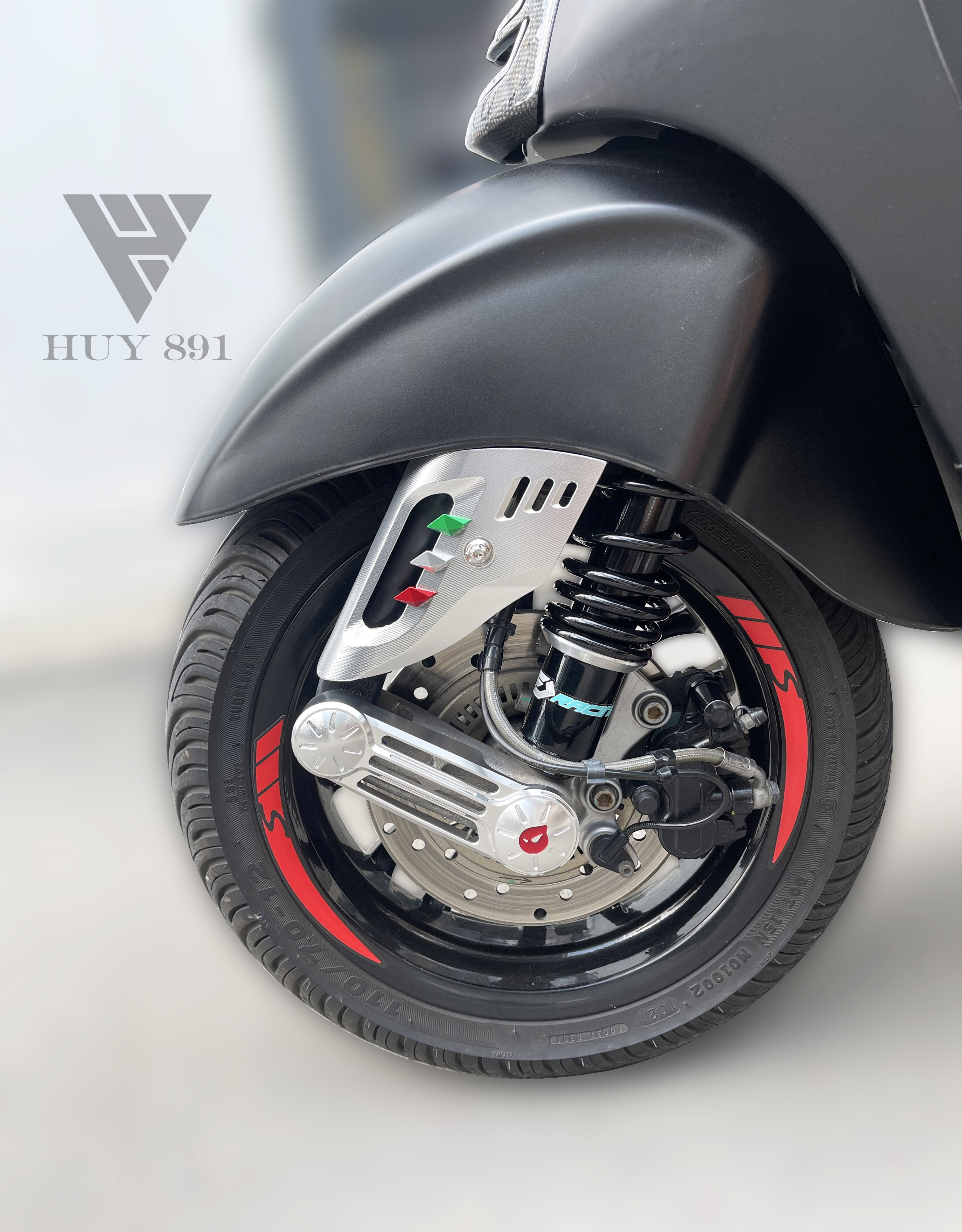 Che phuộc kiểu dáng JS dành cho xe Vespa Sprint các đời