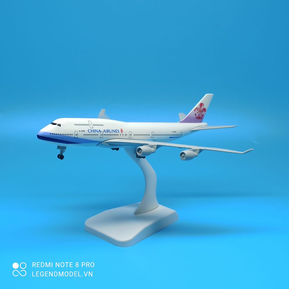 China Airlines Boeing 747 20cm Aircraft Model Made of Durable and Beautiful Metal Material