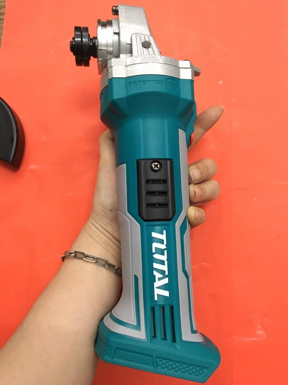 Máy mài góc dùng pin Lithium 20V Total TAGLI1001 (KHÔNG KÈM PIN VÀ SẠC)