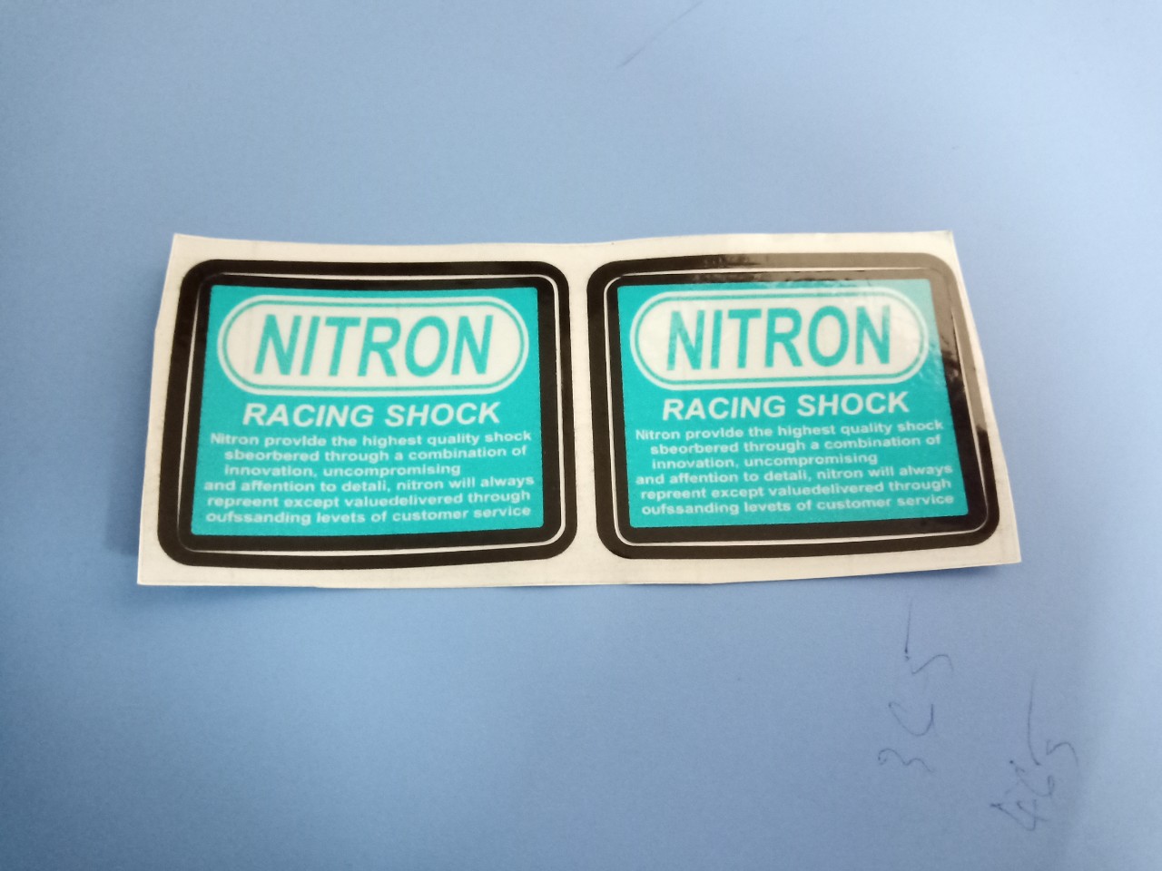 [HCM]2 tem nitron dán xe