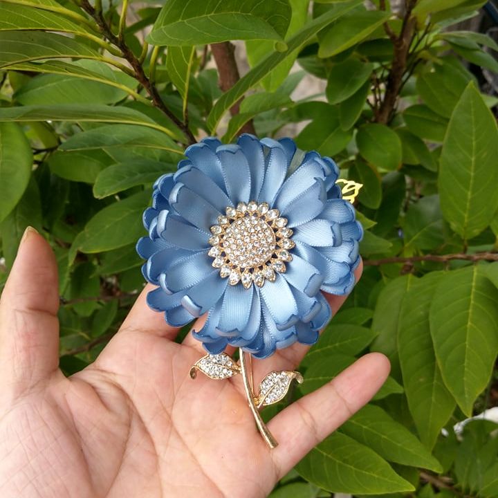 [ Hàng Thiết Kế ] Hoa cài áo cúc nhụy đá handmade cao cấp