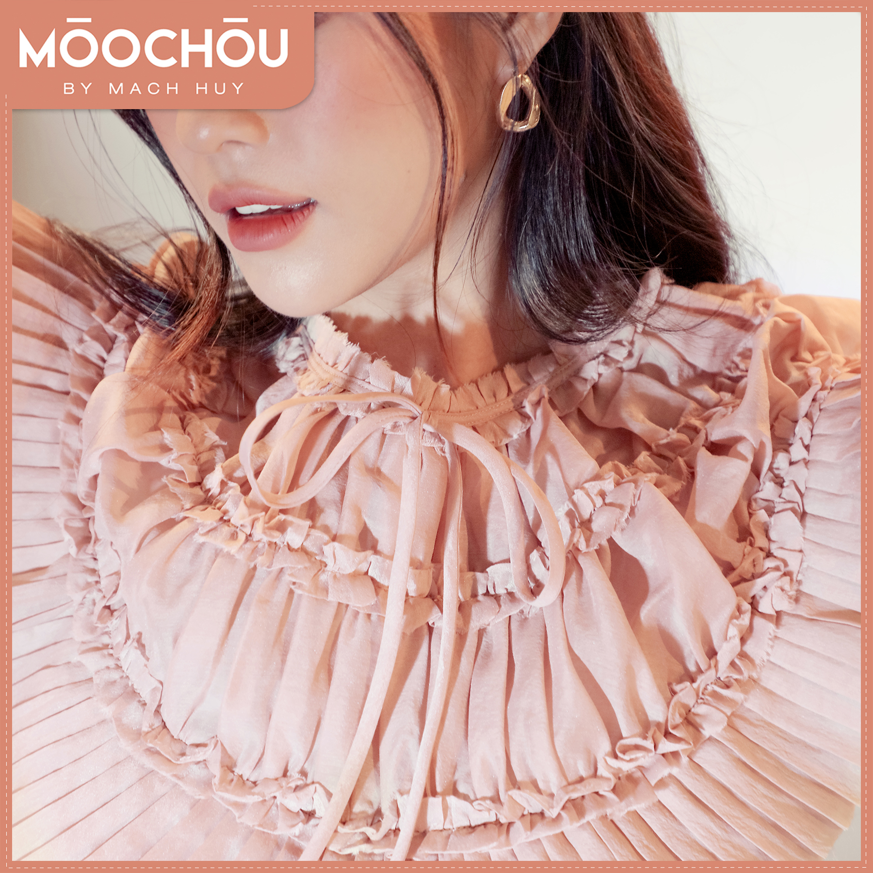 ÁO KIỂU CỔ CÁNH CHIM SELINE TOP - MOOCHOU