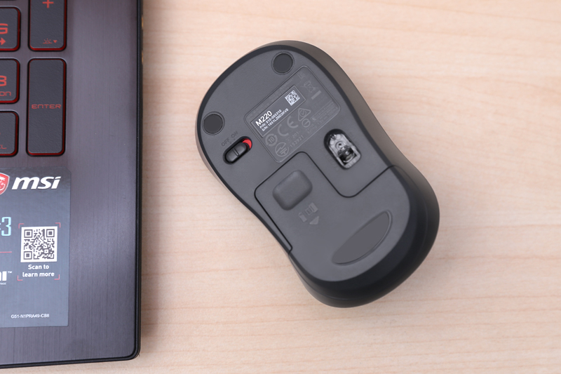 Chuột không dây Logitech Silent M220 Đen