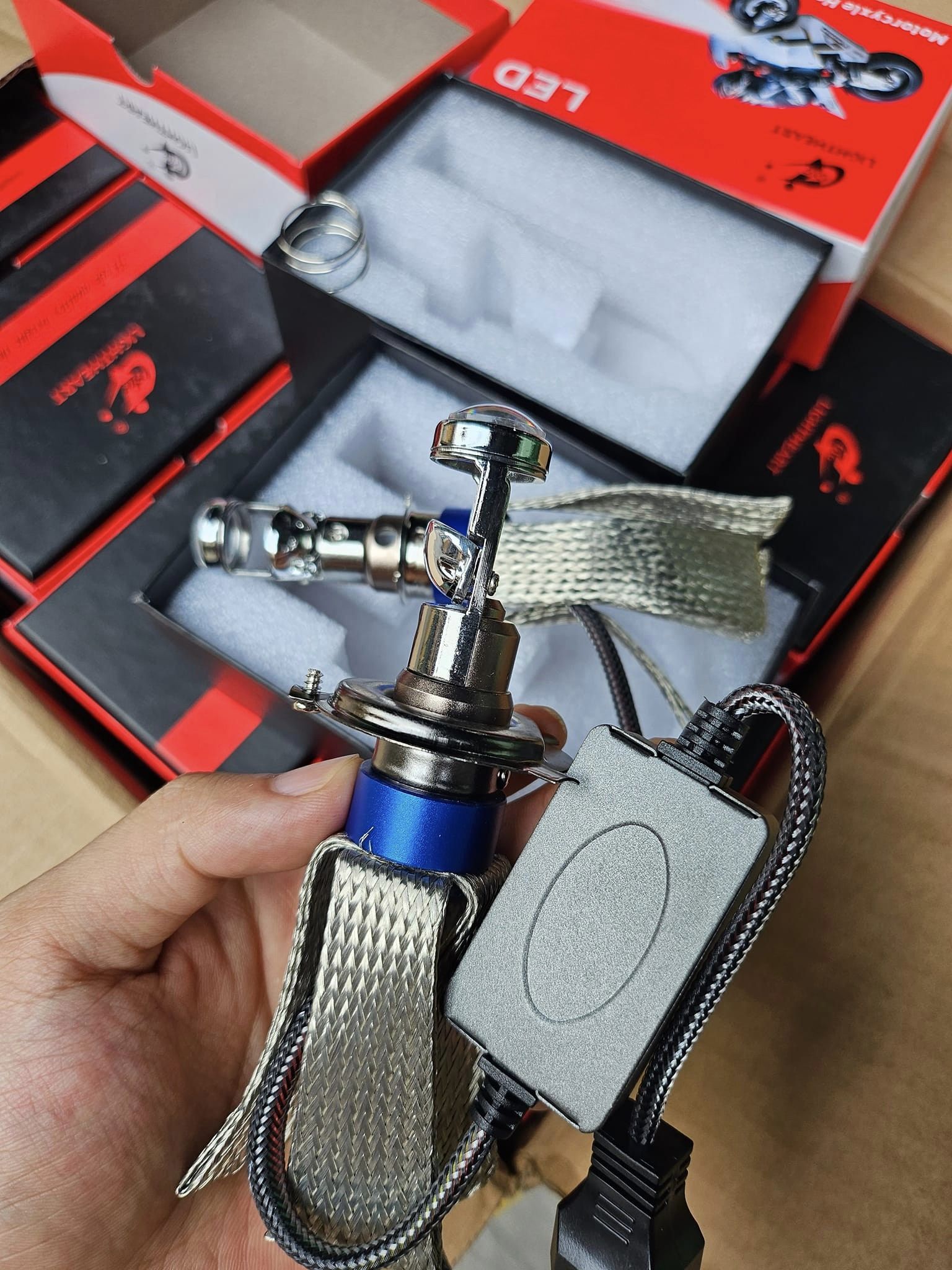Đèn Led bi mini tí hon T8 chân M5,H4