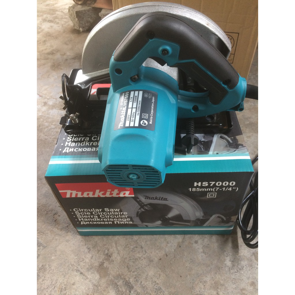 Máy cưa gỗ makita