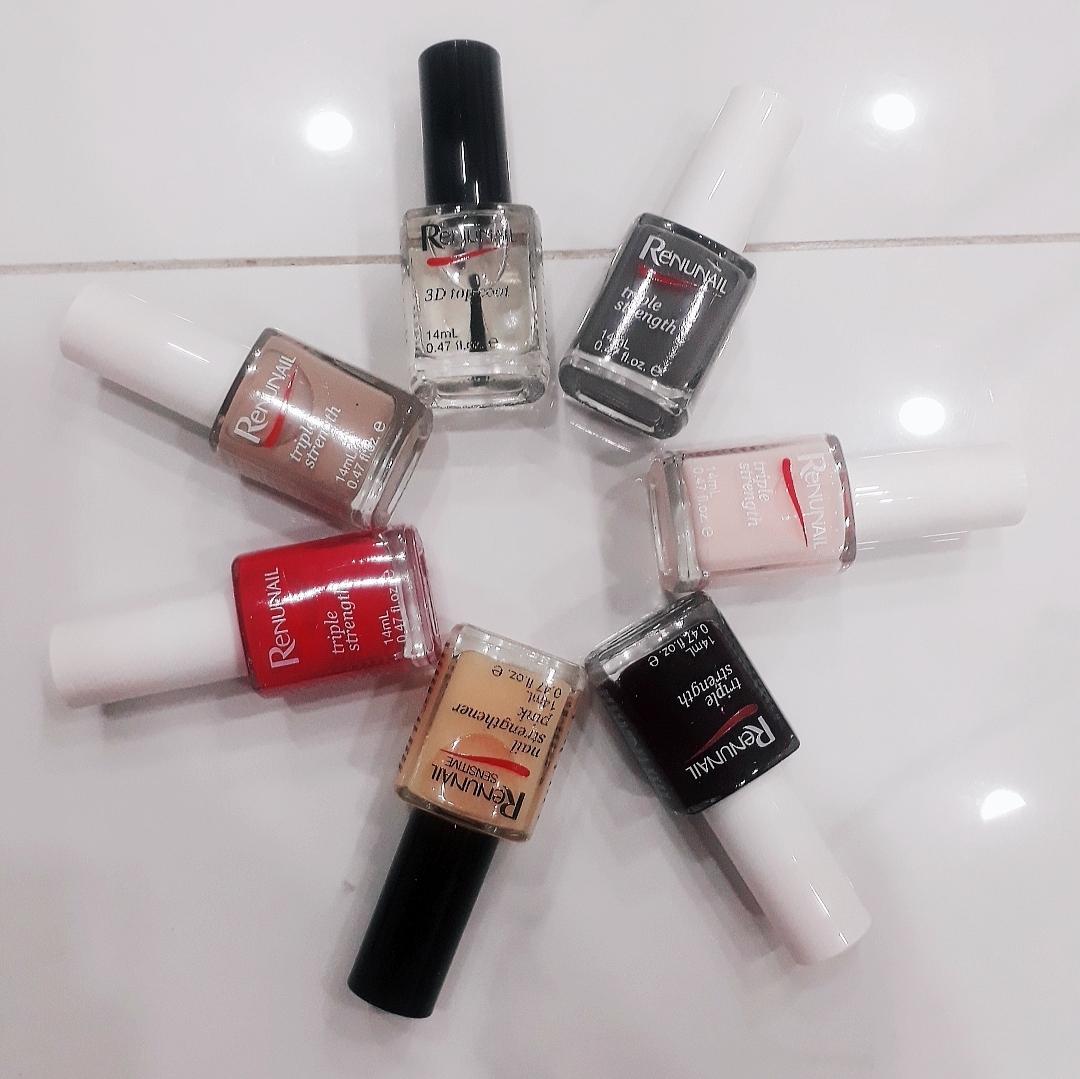 combo 4 lọ sơn móng với 4 màu khác nhau