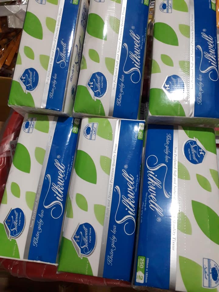 SÉT 1 GÓI GIẤY RÚT LỤA XANH SILKWELL 250 TỜ ( 2 lớp