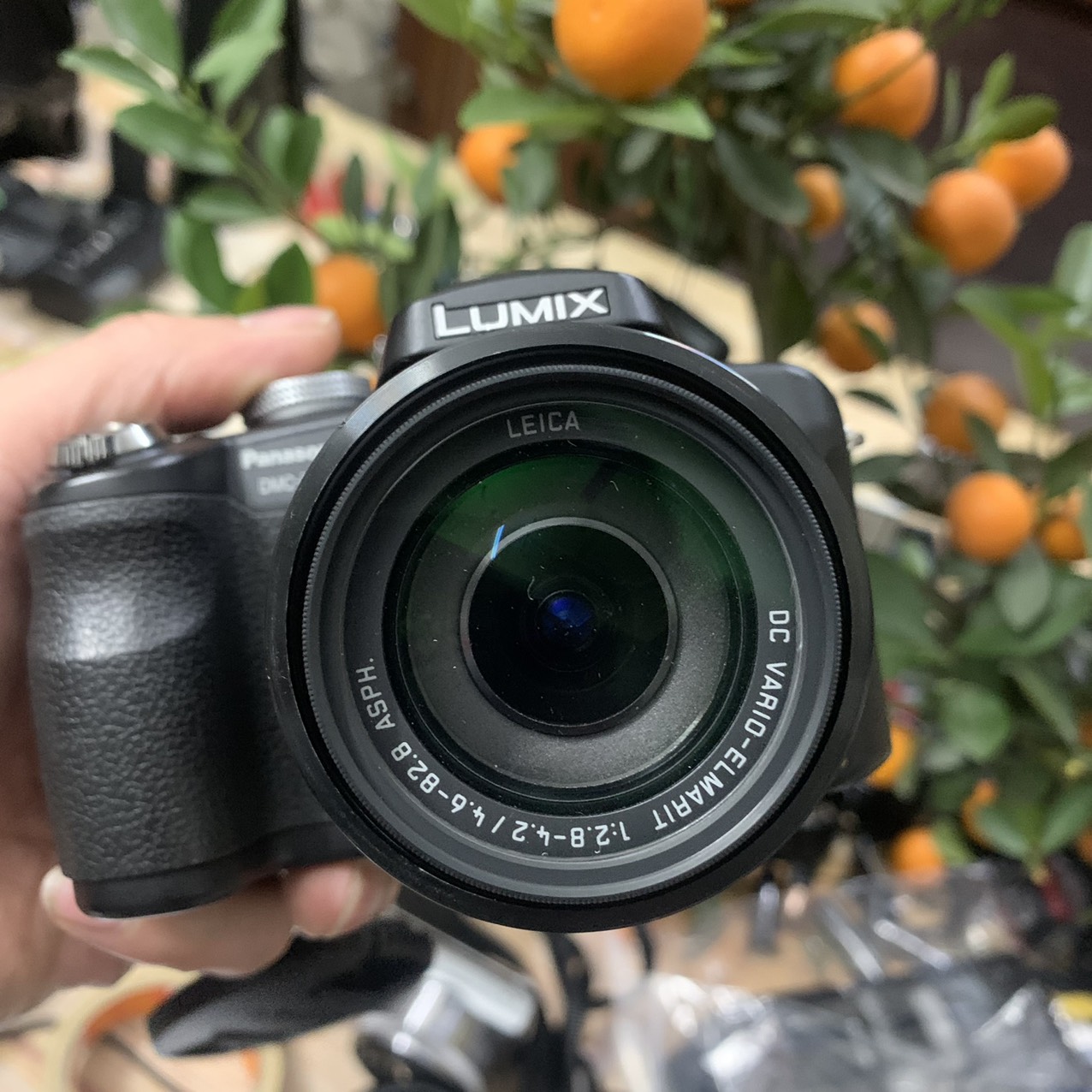 Máy ảnh Panasonic Lumix FZ18 cảm biến CCD