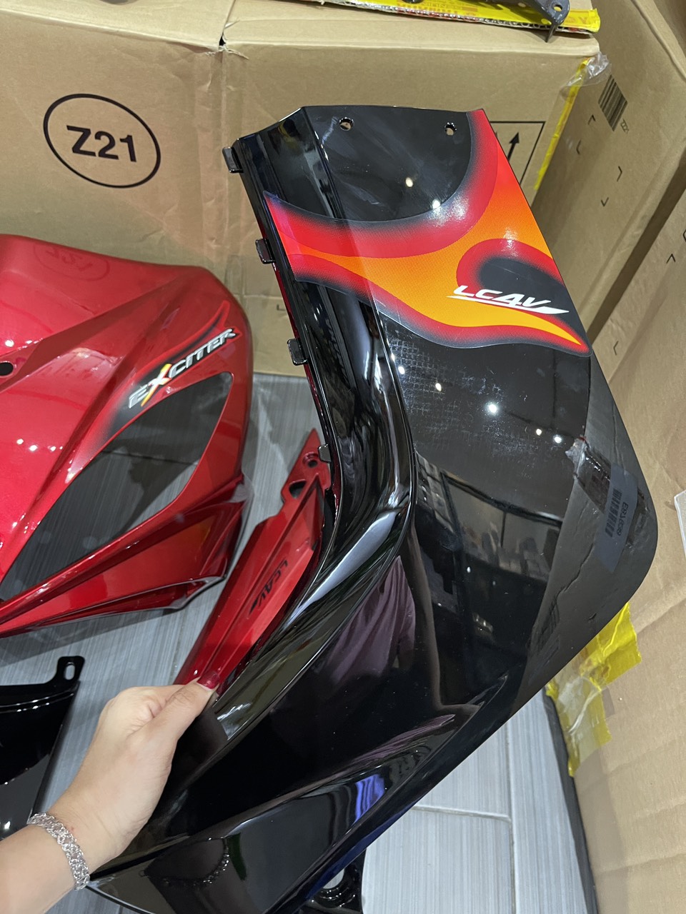Dàn áo Exciter 2009 tem lửa đỏ đen full 17 món