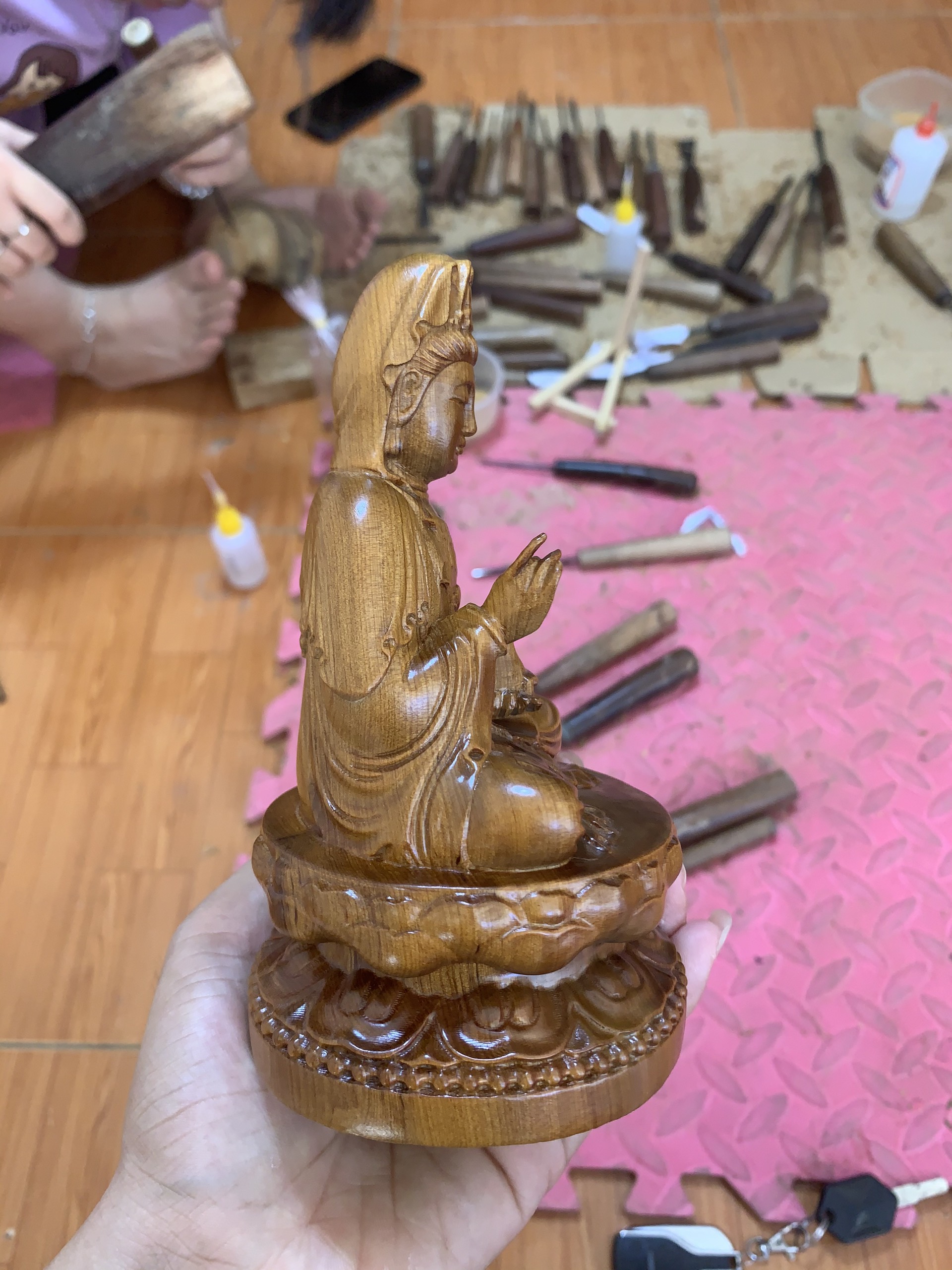 Tượng Phật Bà Quan Âm Gỗ Bách Xanh