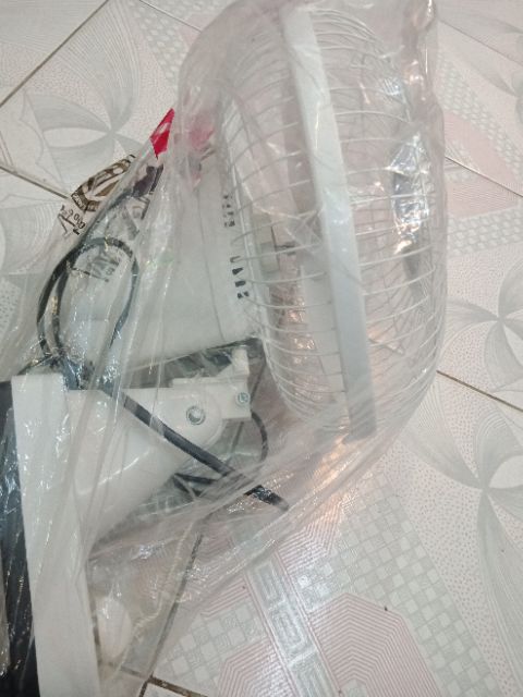 Quạt treo mini