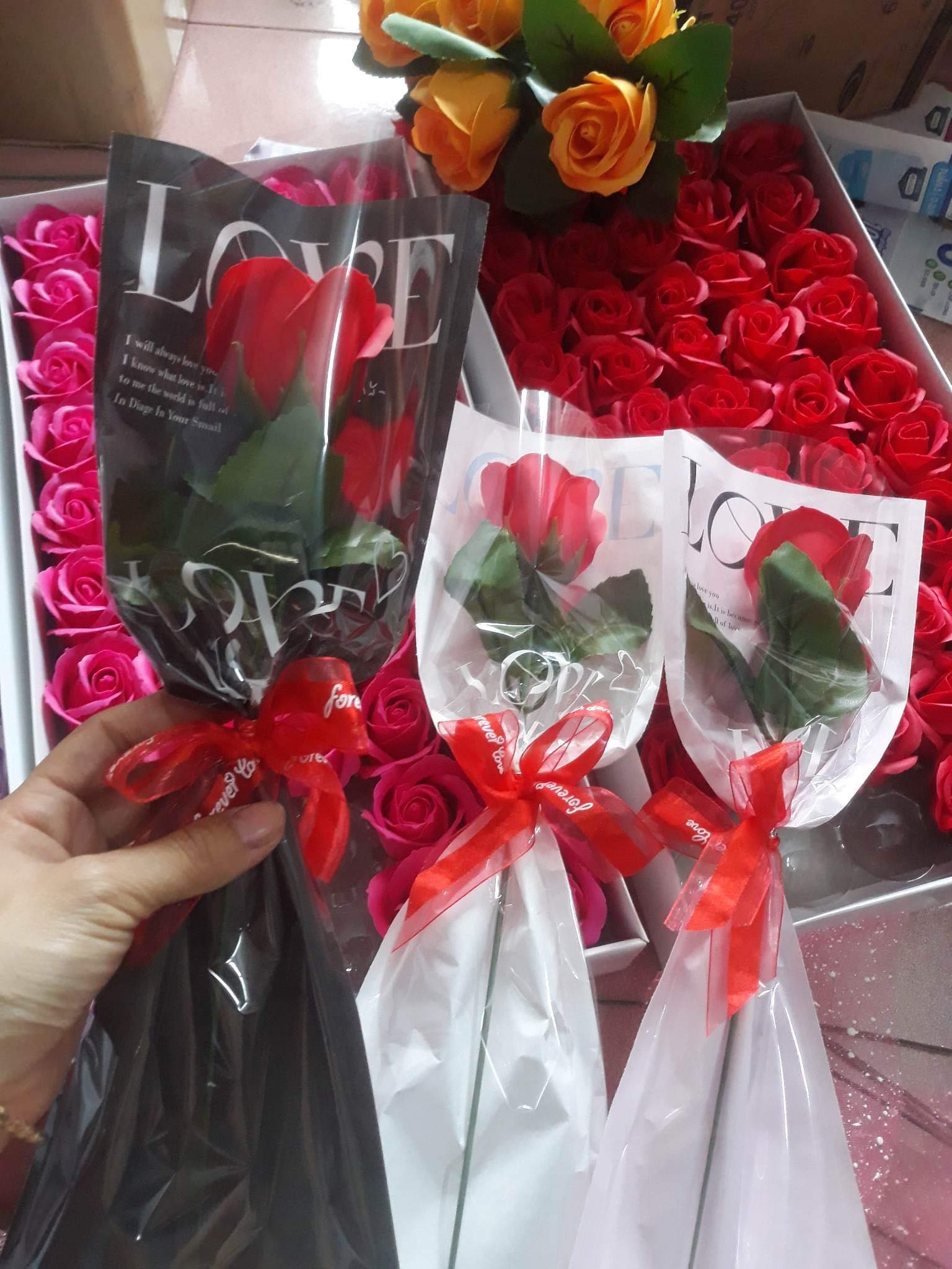 Bó hoa sáp 1 bông( hoa 7lop) giá siêu rẻ