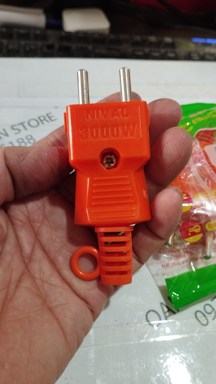 Phích cắm điện chịu tải 3000w