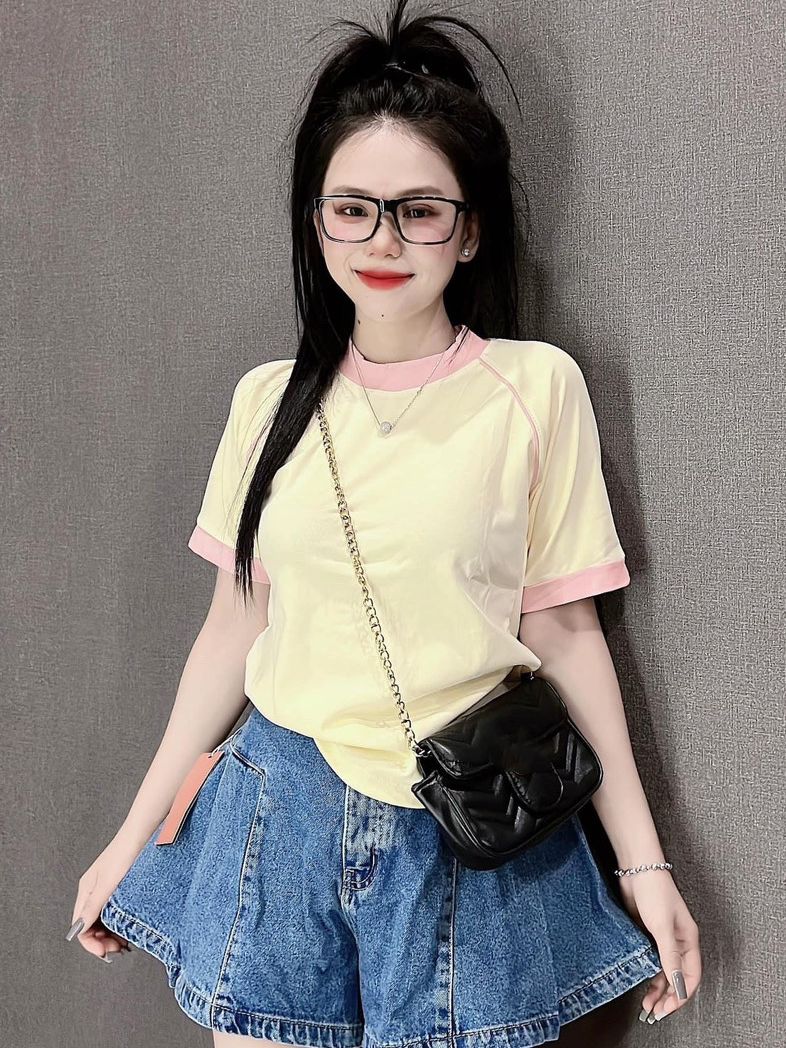 Áo thun nữ dáng ôm nhẹ babytee một sọc trước