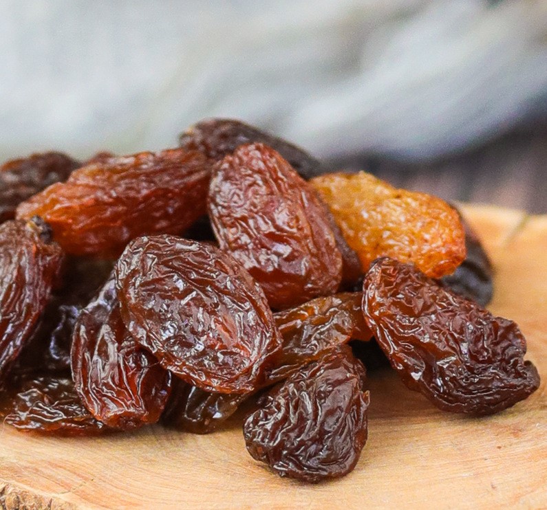 Nho Khô Nâu Đen Malayar Ấn Độ 500 Gam
