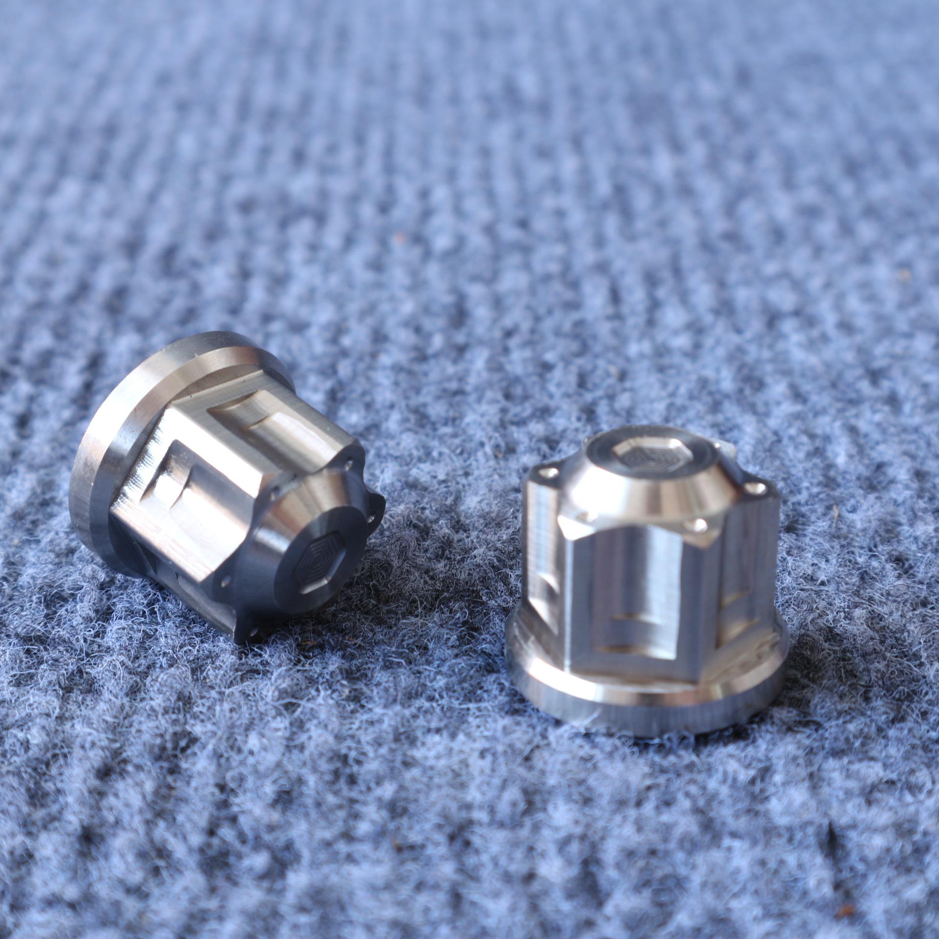 [HCM][LÓA MẮT] BỘ 2 CON ỐC TÁN INOX GẮN CỐT XE SIÊU SÁNG (2 CON ỐC TÁN 10LY)