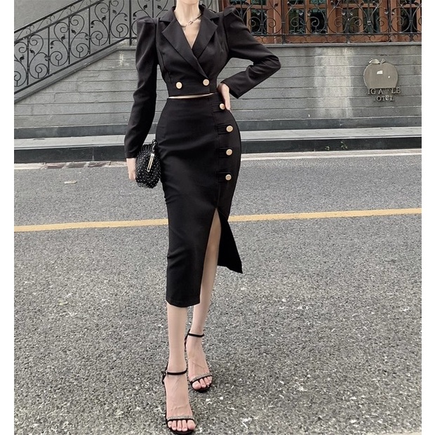 Set váy+ áo crotop cổ vest 2177