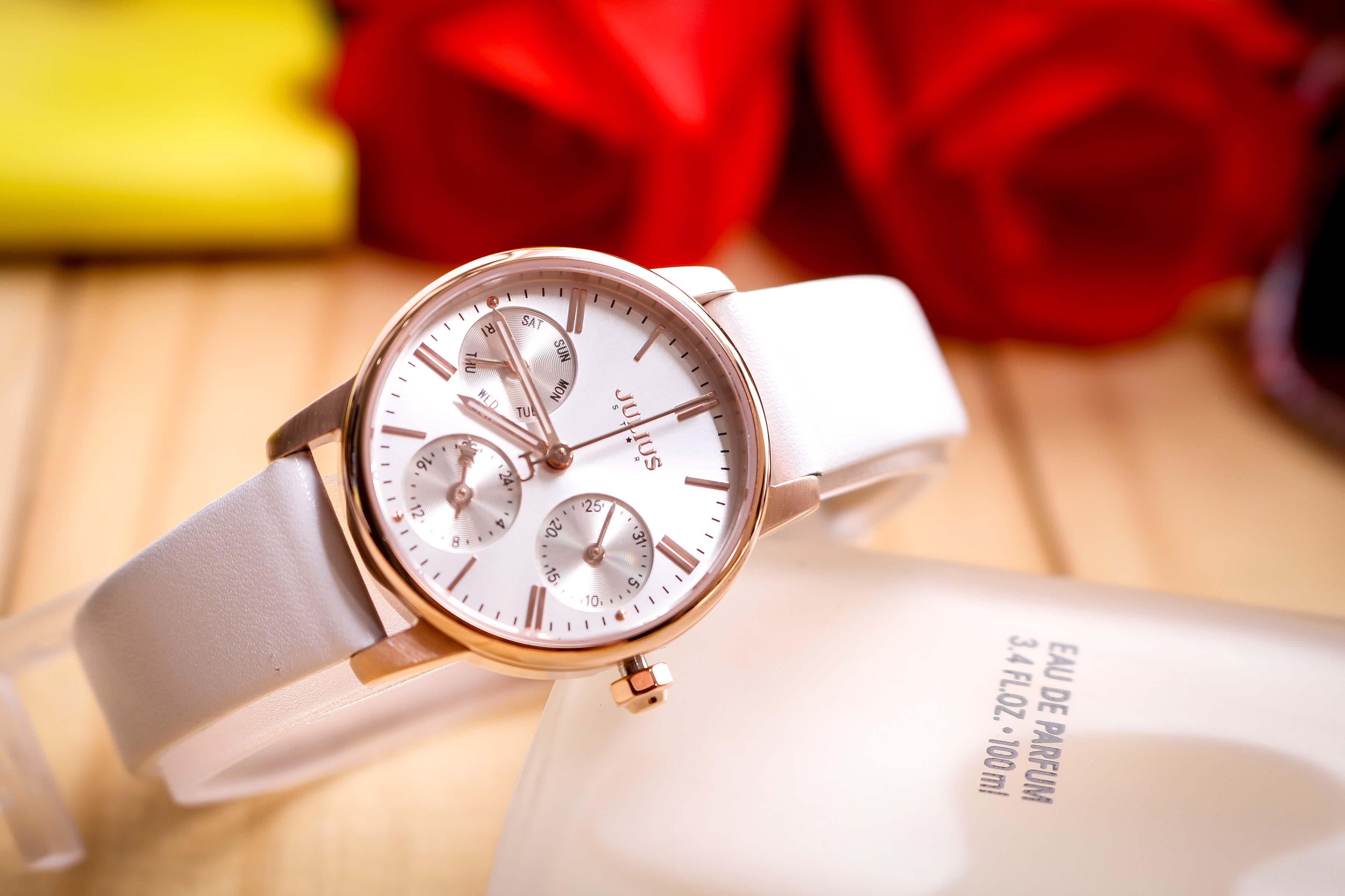 ĐỒNG HỒ NỮ JS-023A JULIUS STAR HÀN QUỐC DÂY DA (TRẮNG)