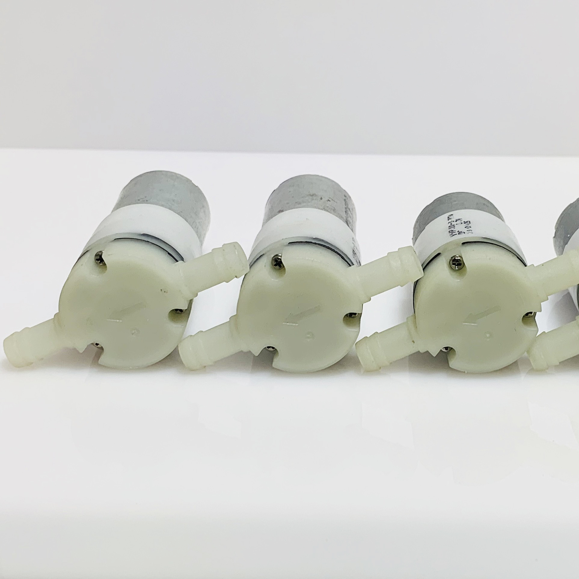 Bơm nước mini, bơm chân không 3.7V - 600ml / phút