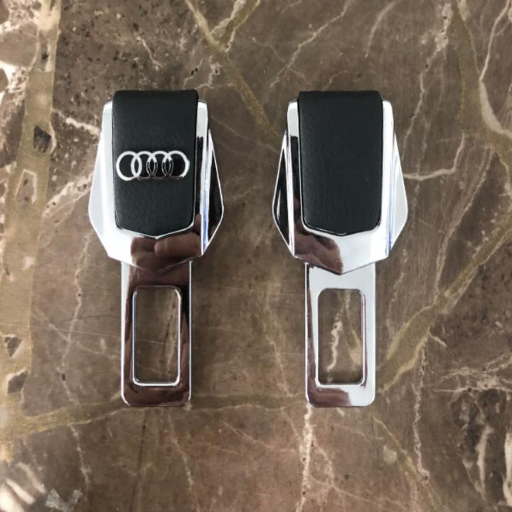 01 chiếc Chốt khóa dây đai an toàn dùng cho xe ô tô AUDI.