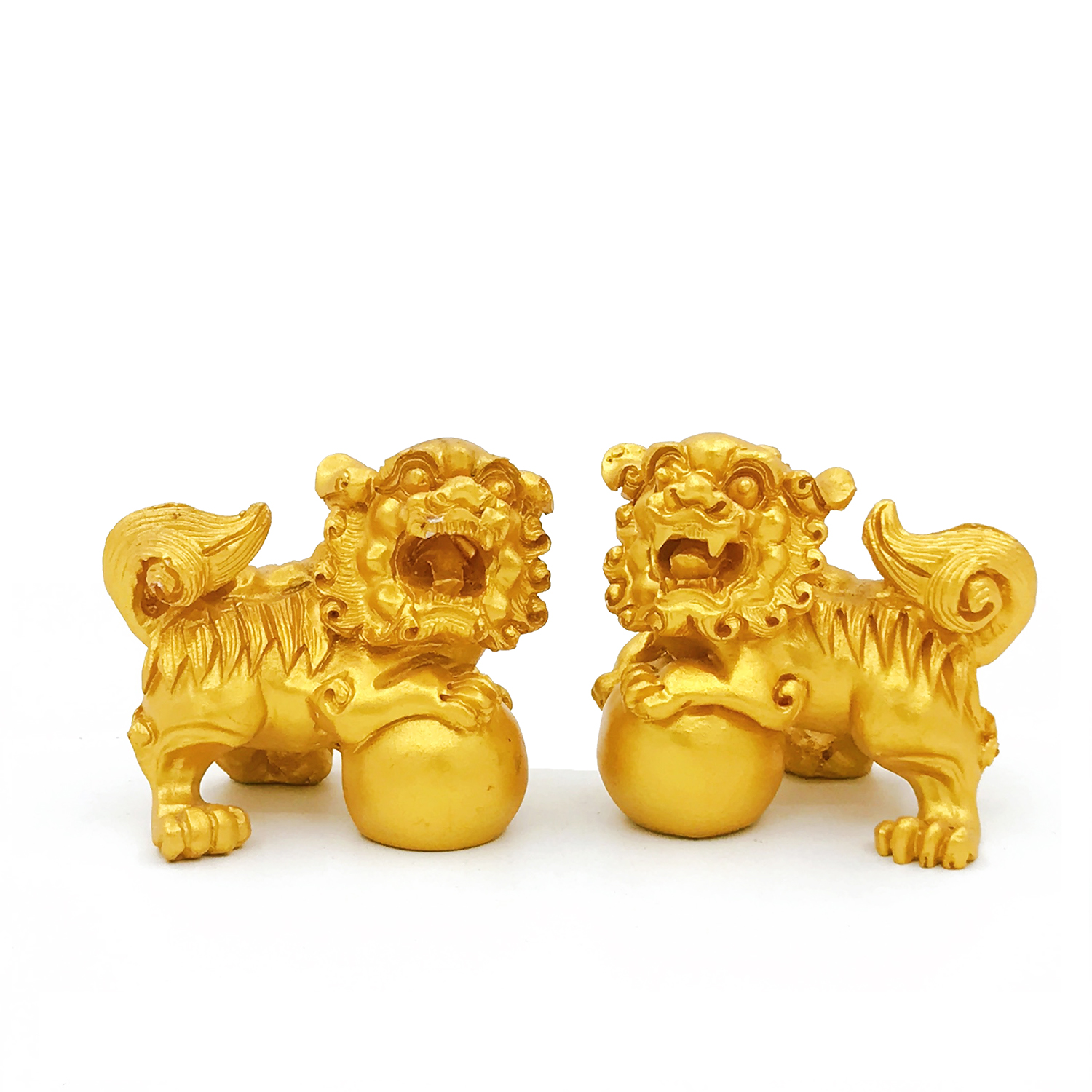Bộ 2 tượng Kỳ Lân giả mẫu đá - Sự kết hợp hoàn hảo giữa phong thủy và nghệ thuật Việt, tạo điểm nhấn độc đáo cho không gian sống của bạn