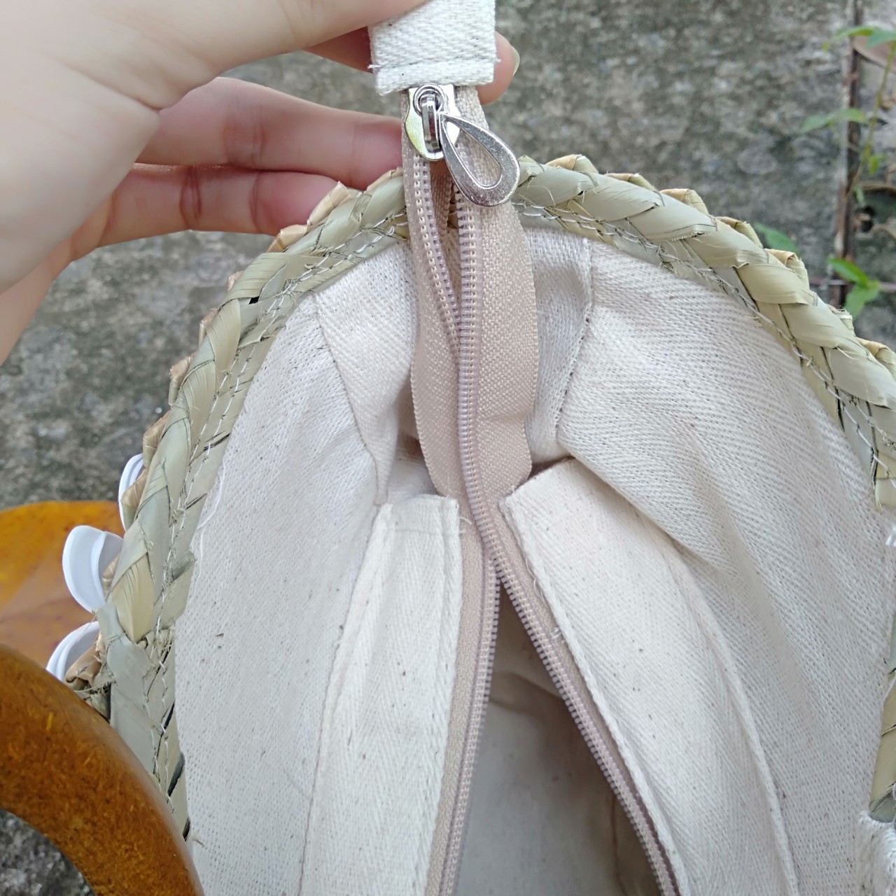 Túi cỏ bàng duyên dáng