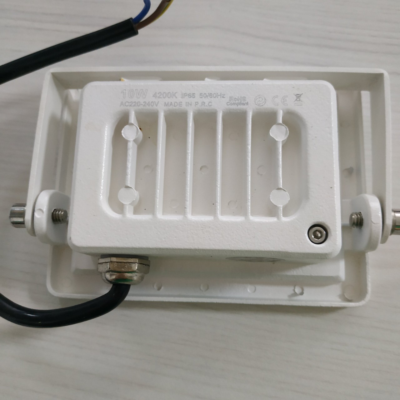 Đèn led pha 10W Vỏ trắng cao cấp