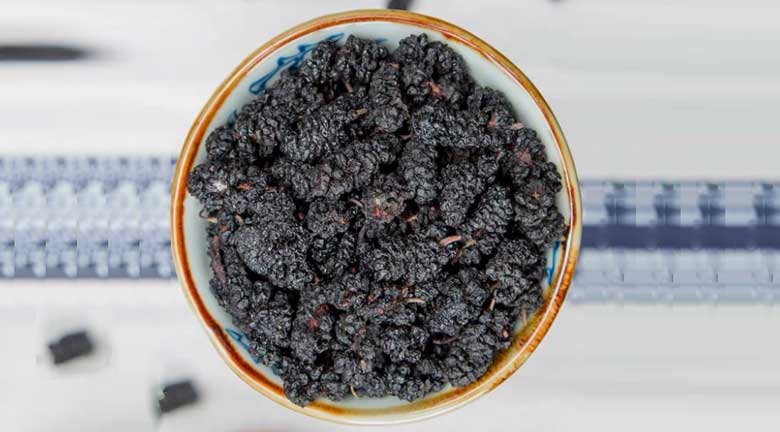 Dâu Tằm sấy khô