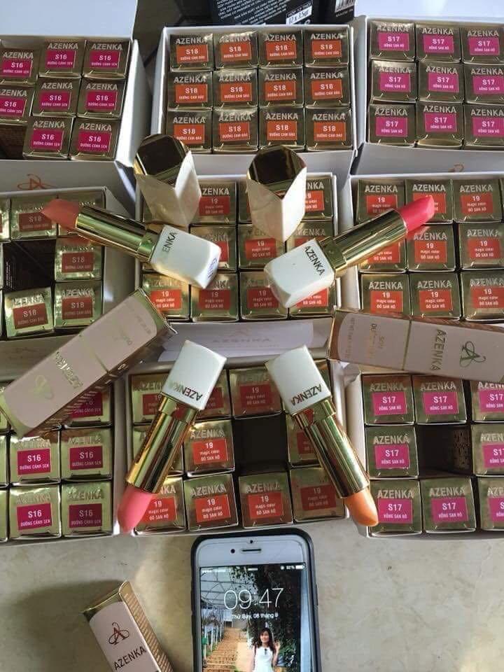 Son dưỡng đổi màu Azenka Magic Color 3.5g