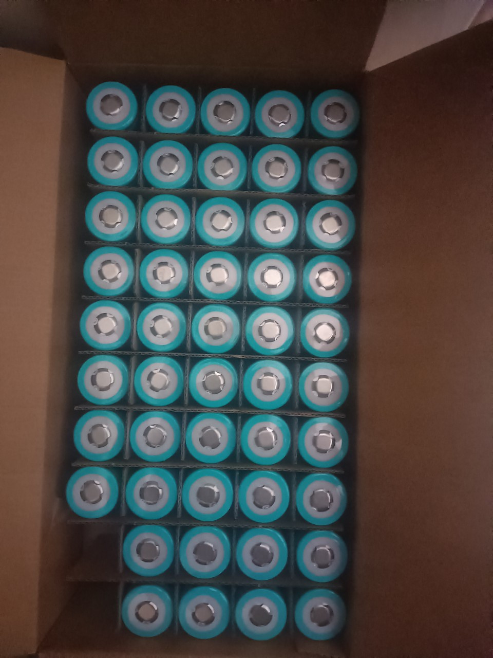 Pin cell 32650 3.2V - Cell mới 100%