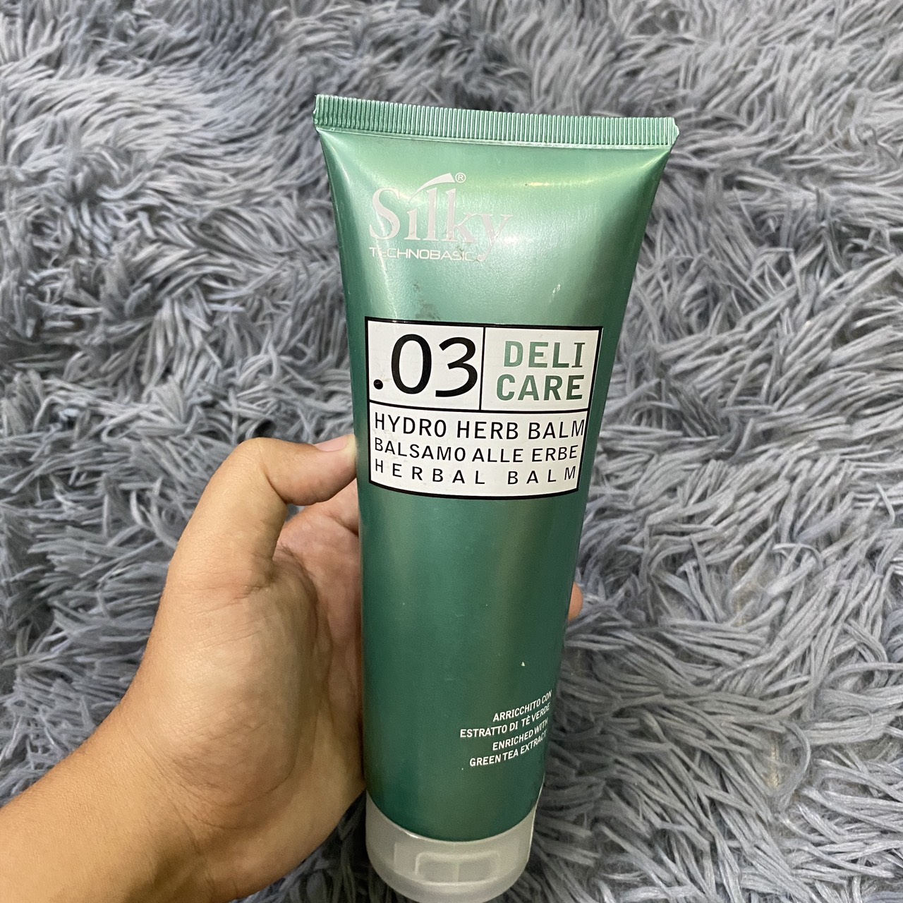 [HCM]Dầu xả chăm sóc bóng mượt ( ủ hấp xả) Silky Deli Care Hydro Herb Balm 250ml