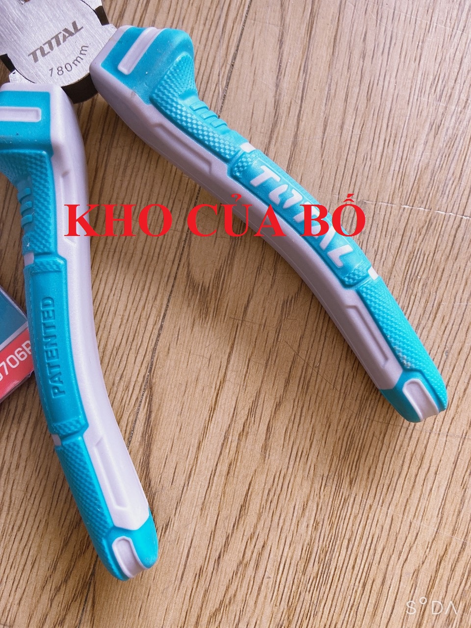 Kềm răng 7''/180mm Total THT110706P