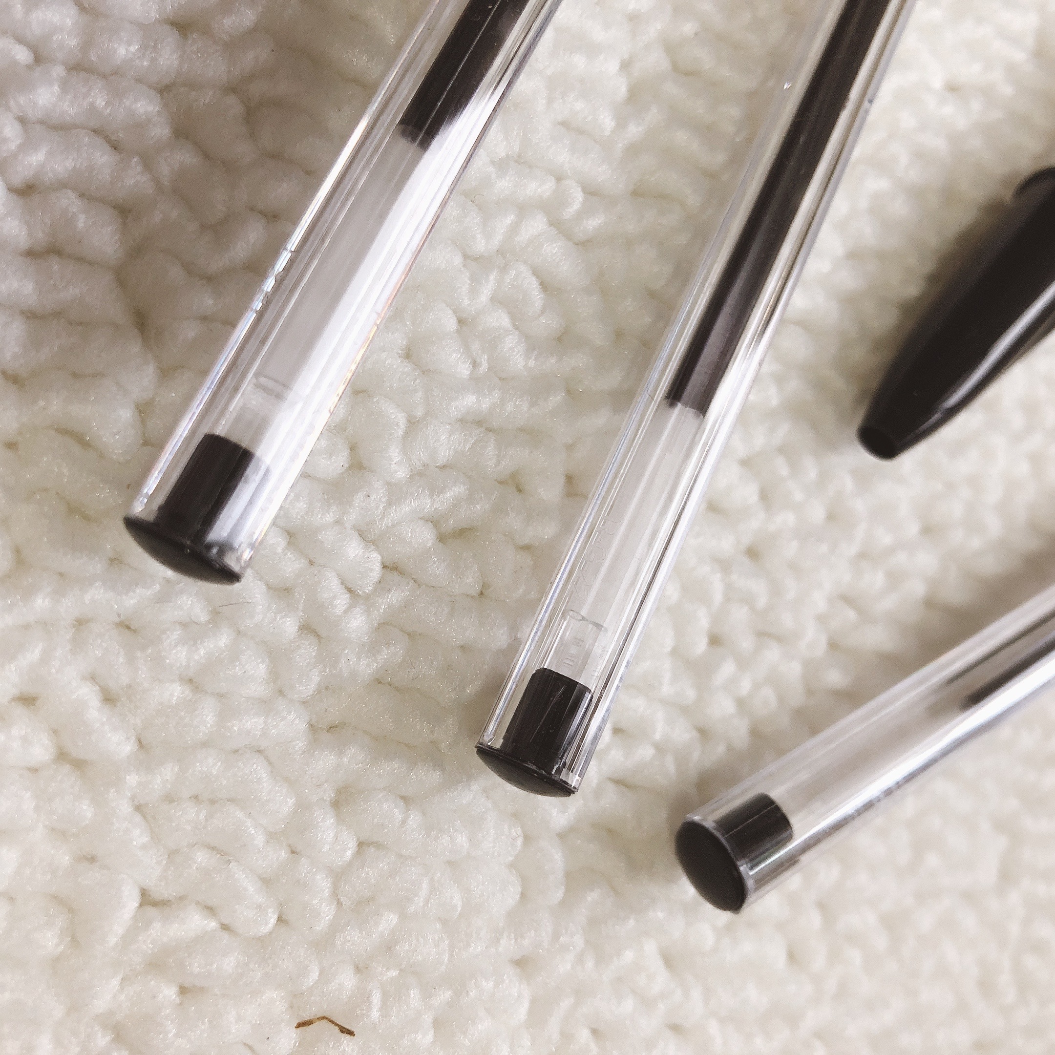 [HCM]COMBO 4 BÚT BI BIC ĐEN PEN TAPPING THÂN TRONG CRISTAL