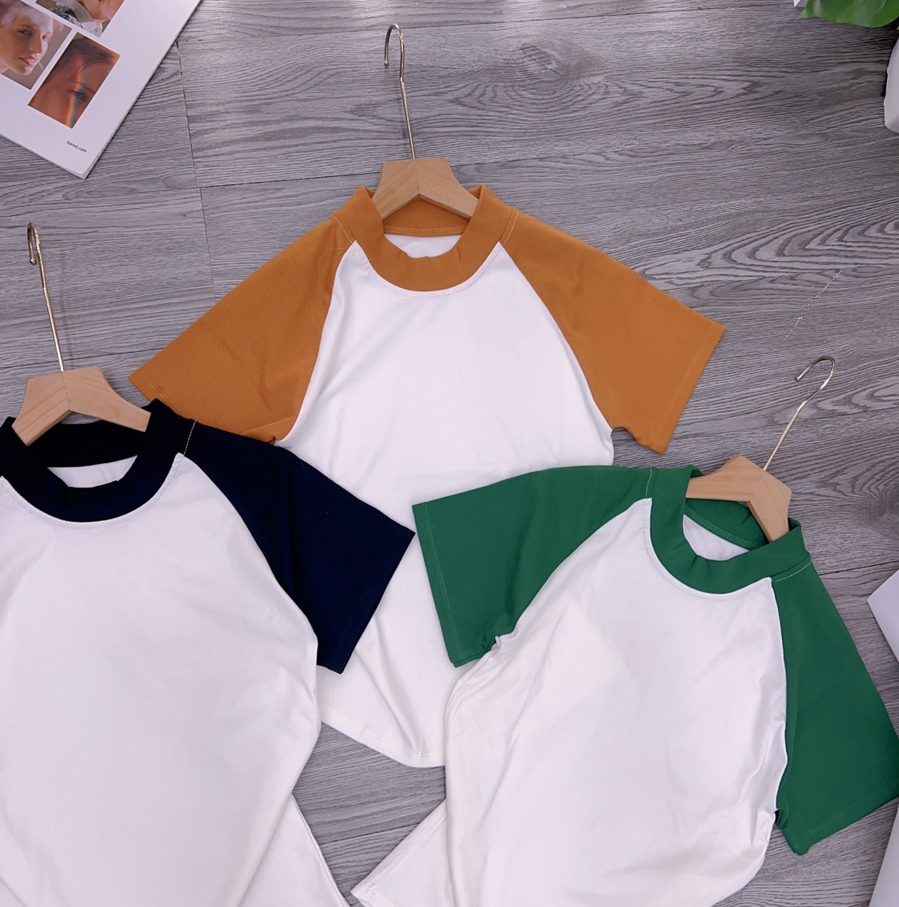 Áo thun nữ dáng ôm phối tay phom dài ( Mã Raglan dưới 55kg )