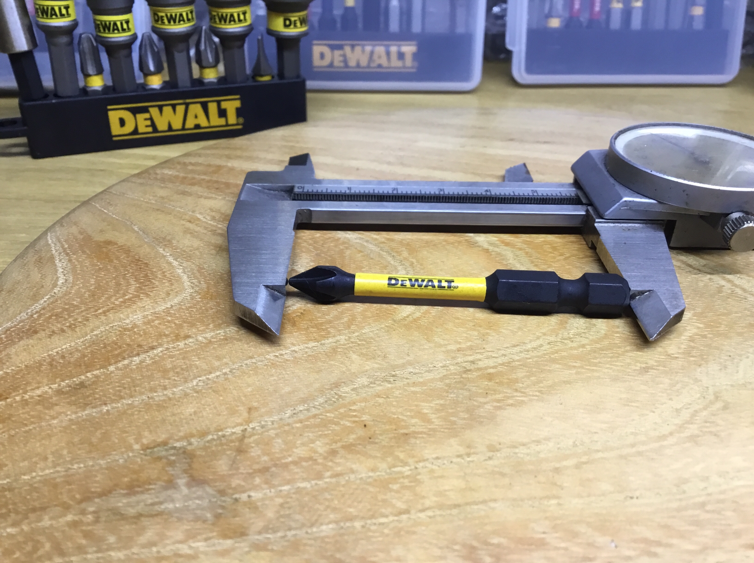 [HCM]Mũi Vít DeWalt Chính Hãng Ph1-58mm Có Từ