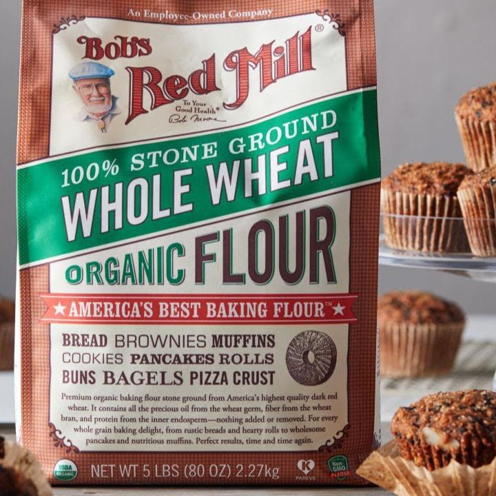 Bột mì nguyên cám hữu cơ Bob's Red Mill 2,27kg