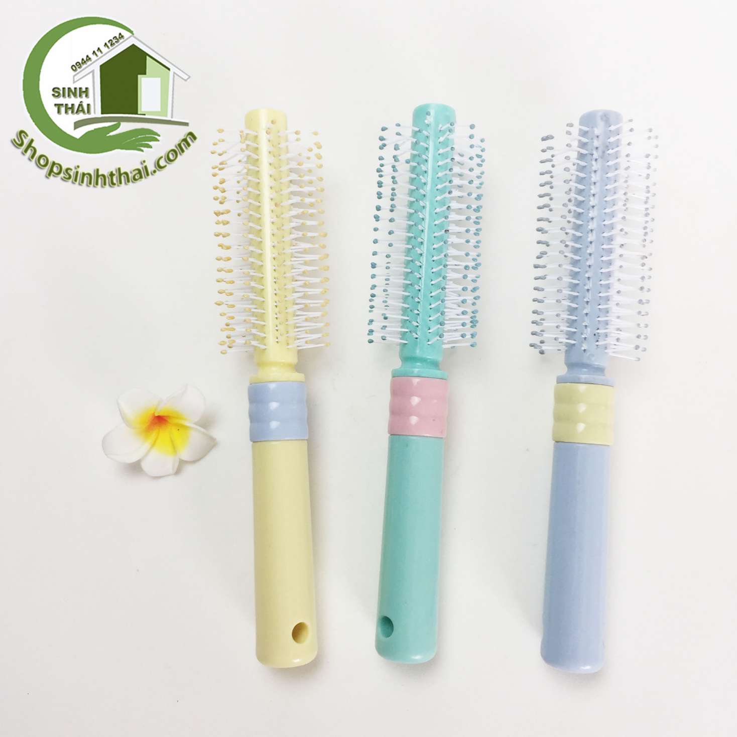 [HCM]Lược đầu tròn chải tóc xoăn lược sấy tóc gai - giao màu ngẫu nhiên