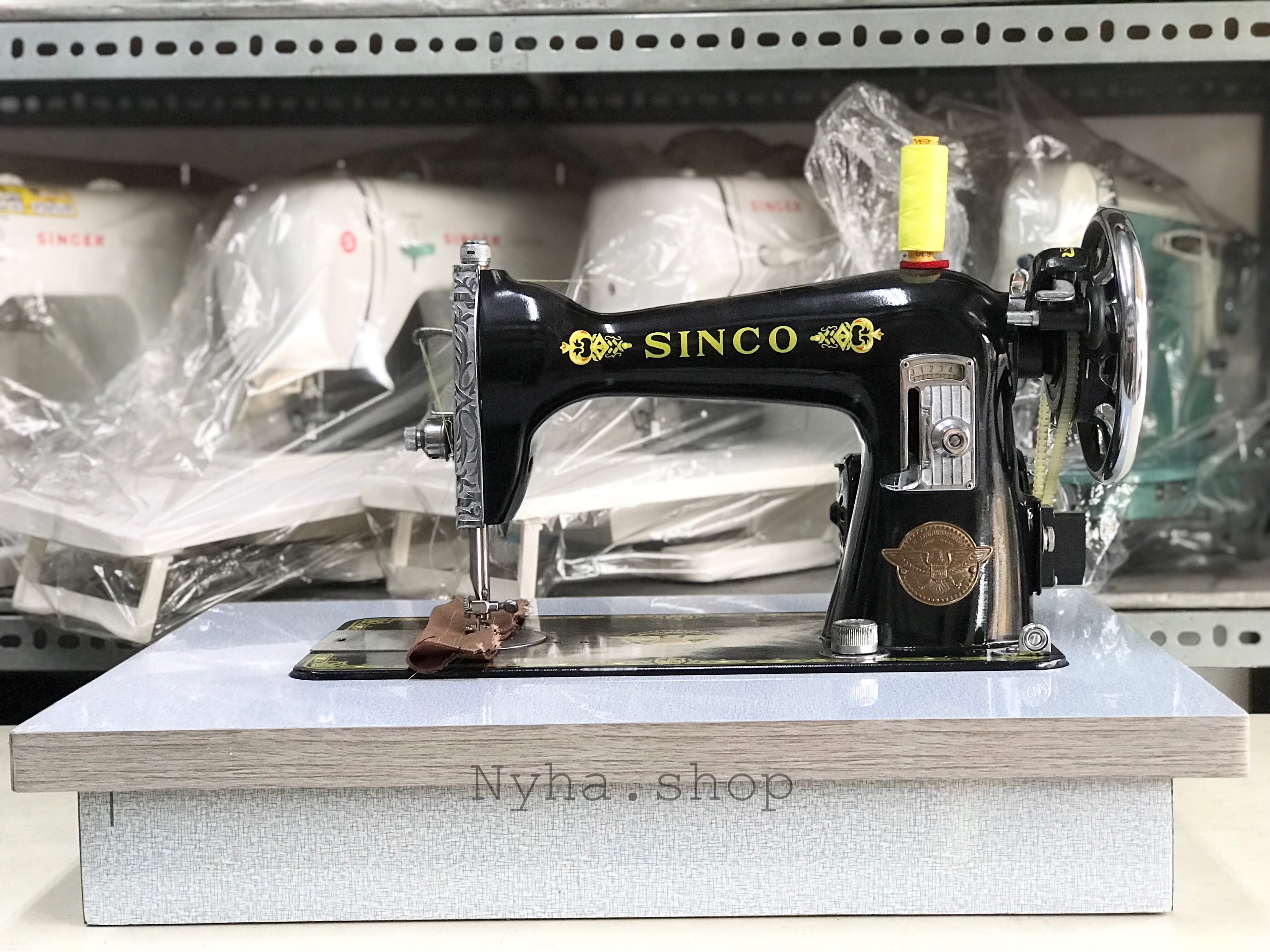 Đế gỗ máy may con bướm loại mới (không bao gồm đầu máy)