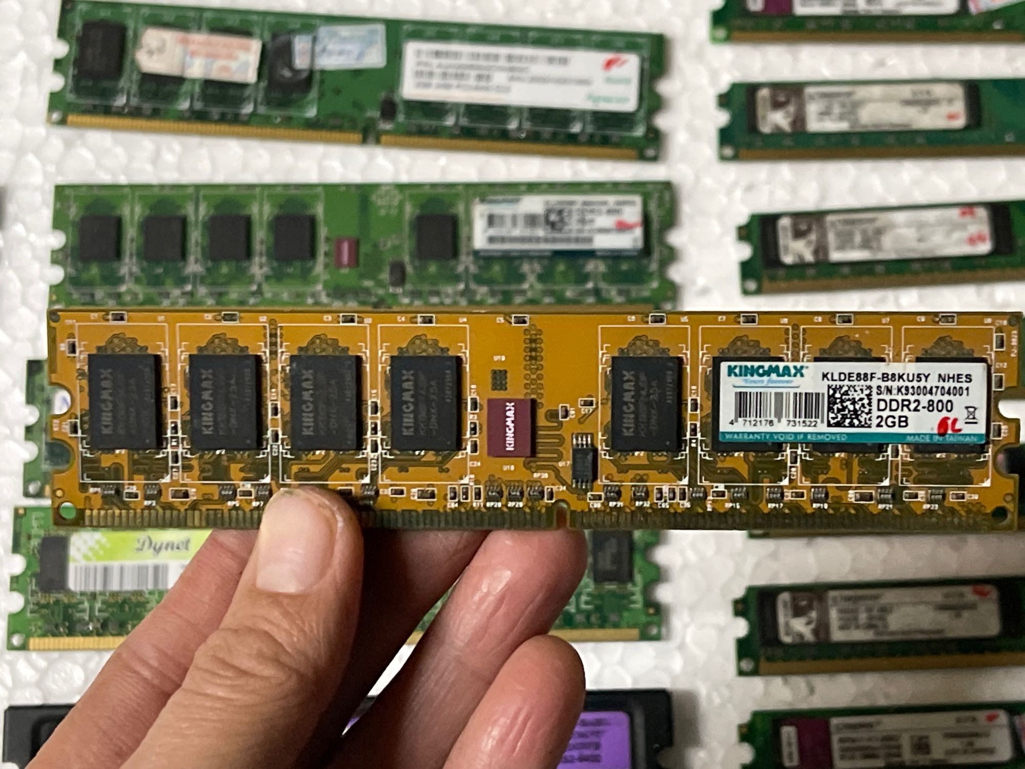 RAM máy tính bàn 2GB DDR2 bus 800 | 667 lắp main G31 945