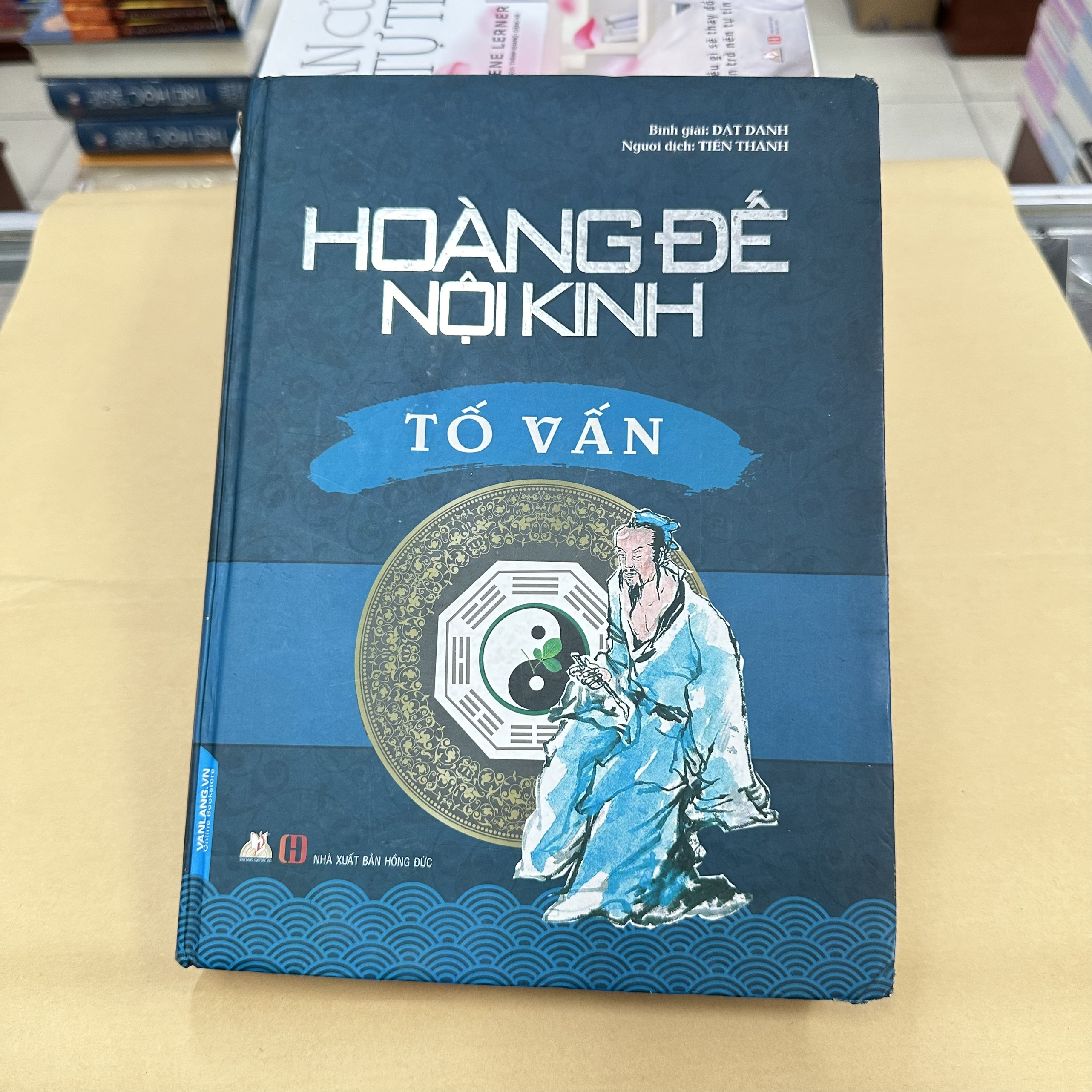 Sách - Hoàng Đế Nội Kinh - Tố Vấn (Tái Bản)-Vanlangbooks