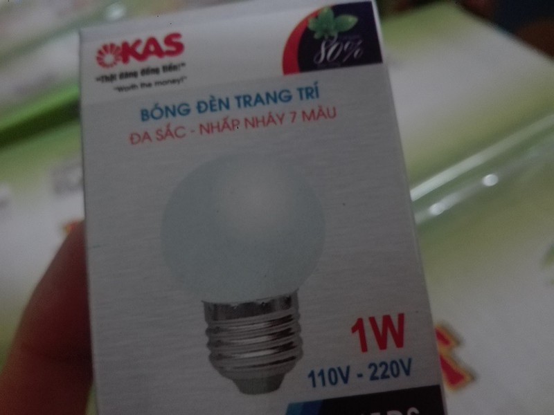 Bóng đèn led chớp 7 màu