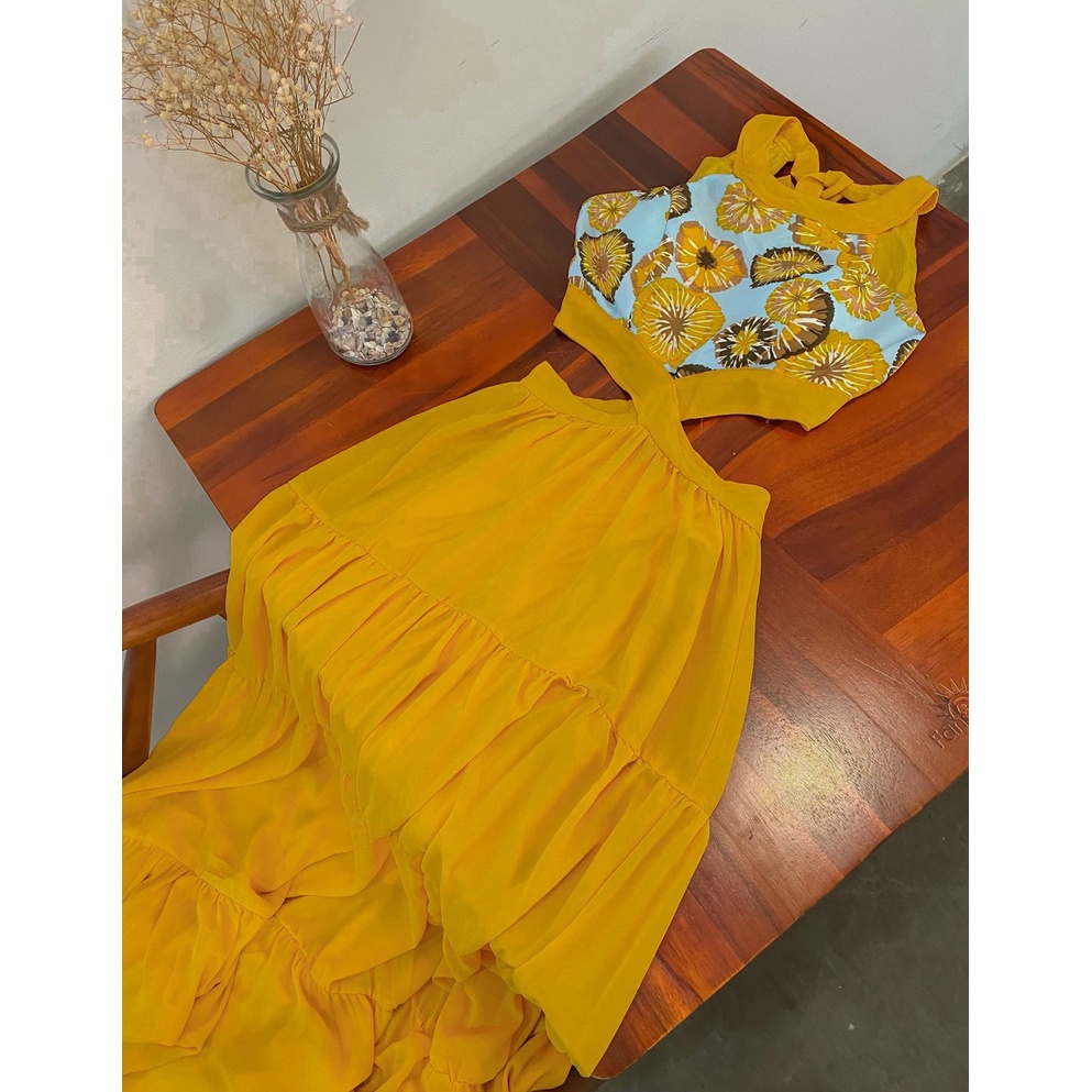 Đầm maxi đi biển phối thổ cẩm xoè