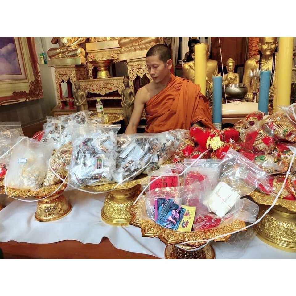 Bó Gỗ Khai Trừ Hạn