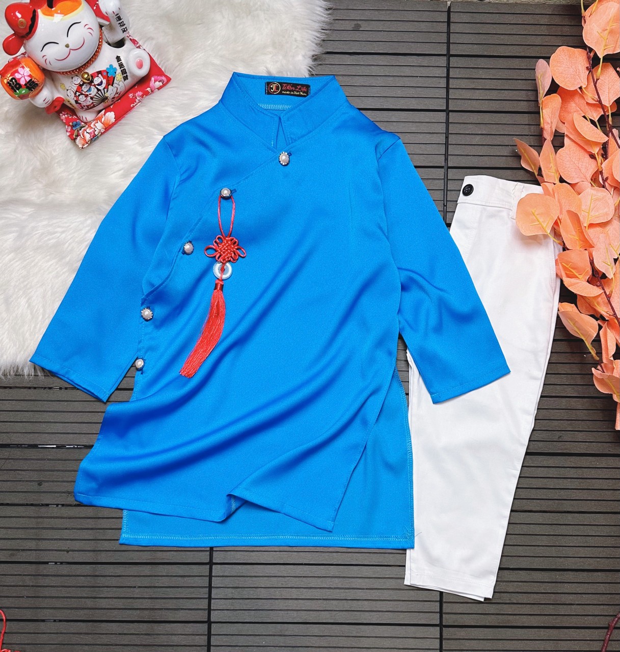 ao dai cach tan  nhieu  mau