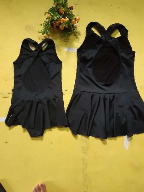 Set bikini mẹ và bé.