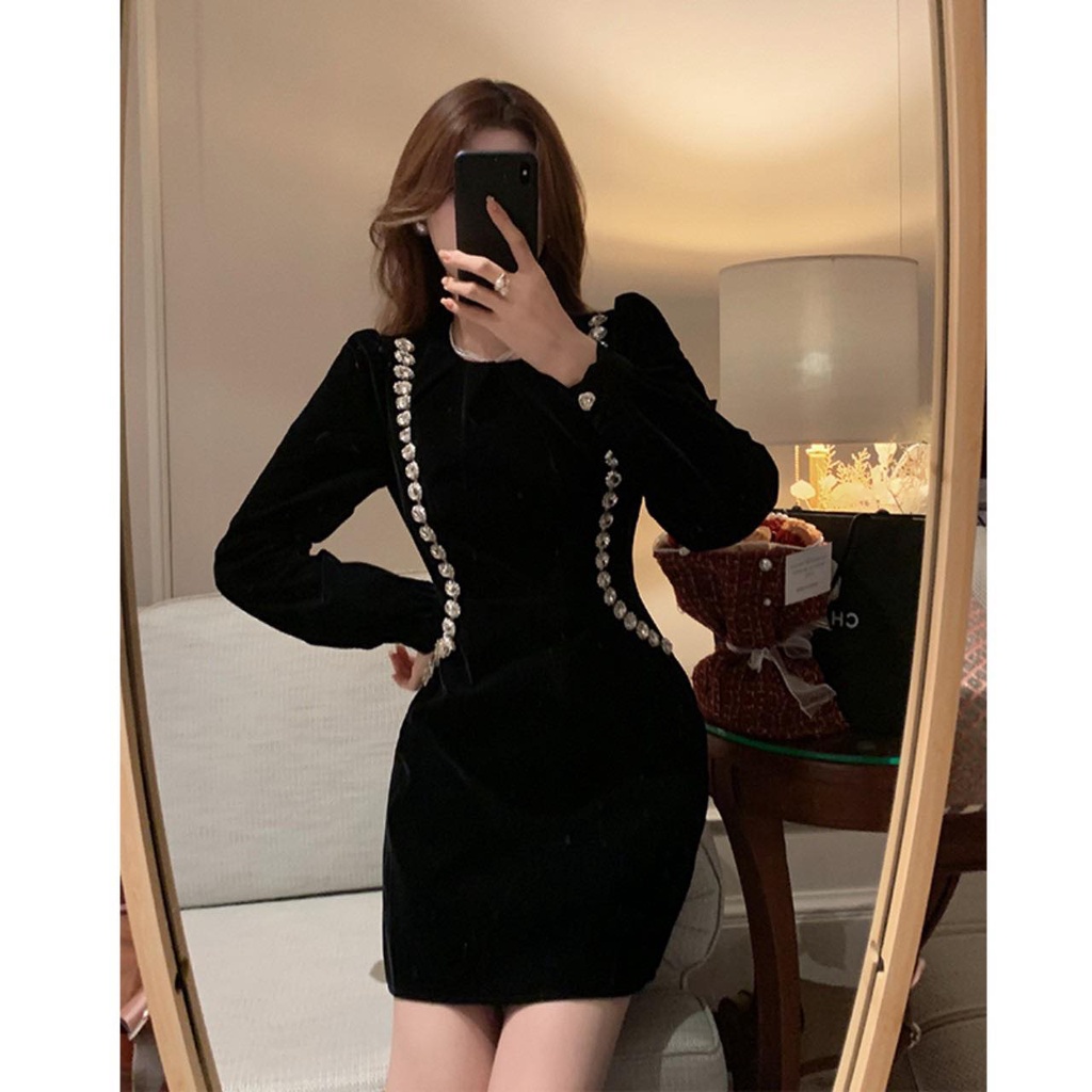 Đầm nhung đính đá cao cấp BEYOURSELF