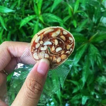 Kẹo Chuối Cuộn Đậu Phộng Bến Tre Túi Nơ - 500G