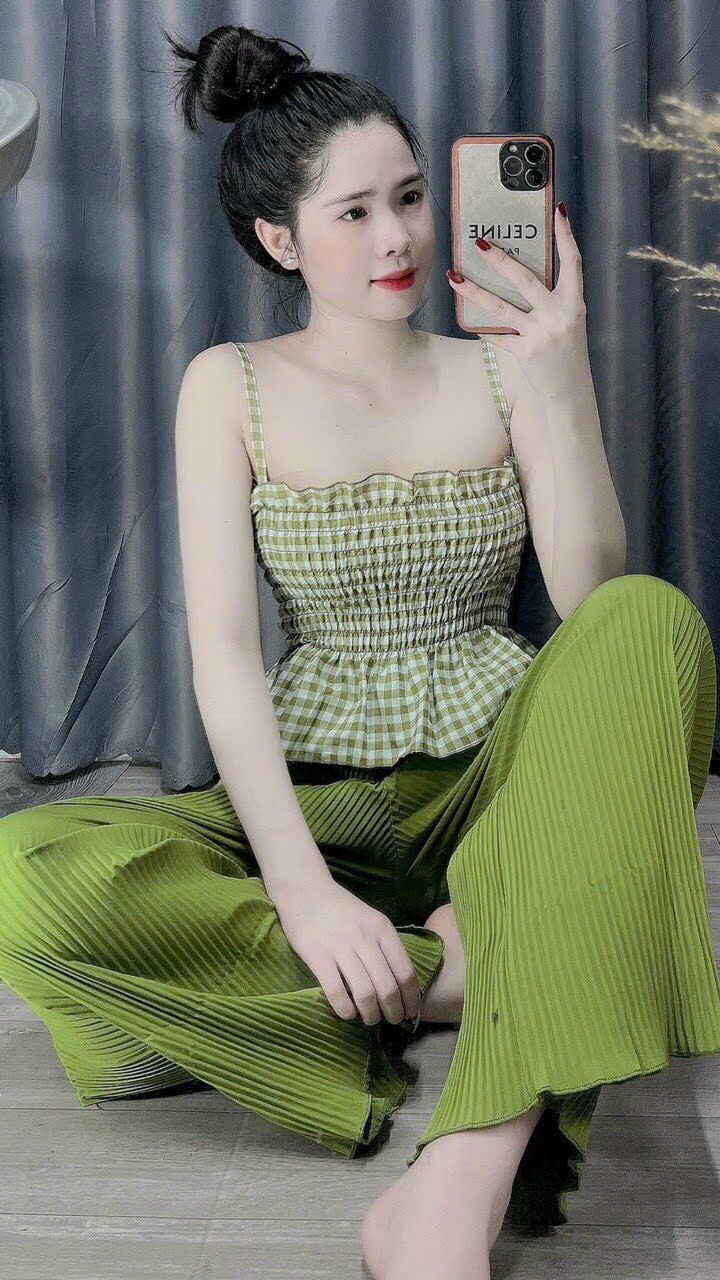 Set áo hai dây caro bo chun và quần ống rộng dập ly, đồ bộ nữ rộng thoải mái mặc hè dễ thương, áo đũi ôm