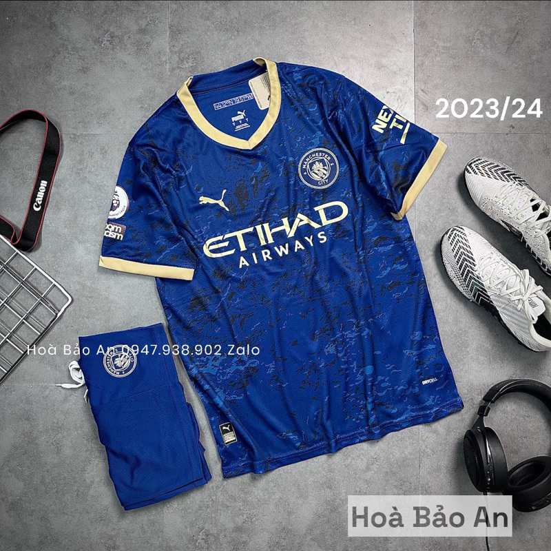 Áo bóng đá đội tuyển Mancity (Manchester City) sân Khách 2023-2024 Màu Xanh Quần Xanh - Vải Gai Thái Chuẩn Áo Thi Đấu